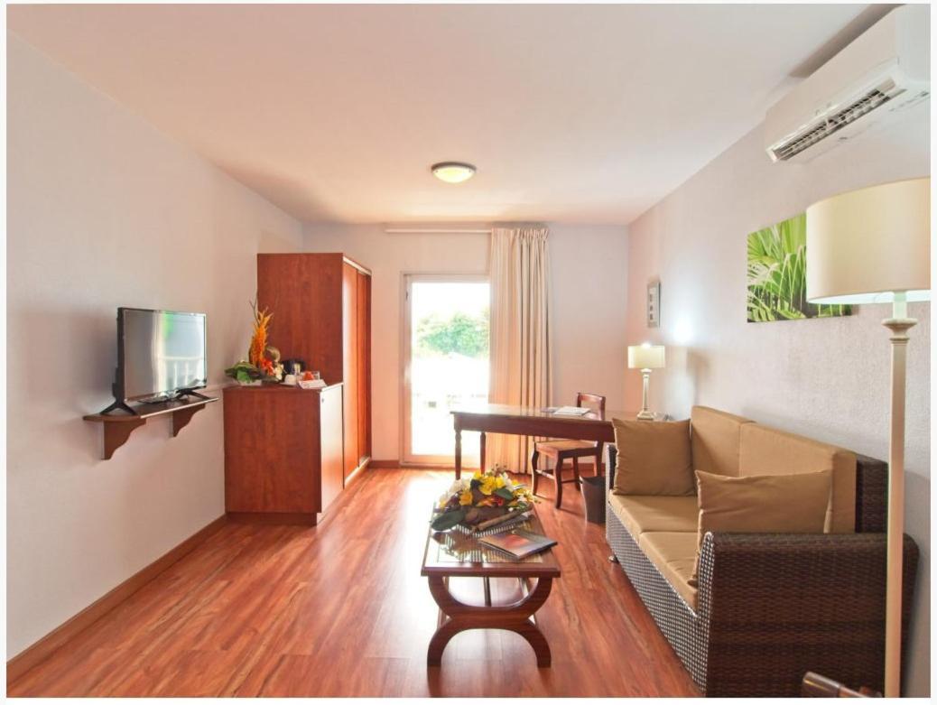 Hotel Austral By Exsel Saint-Denis Oda fotoğraf